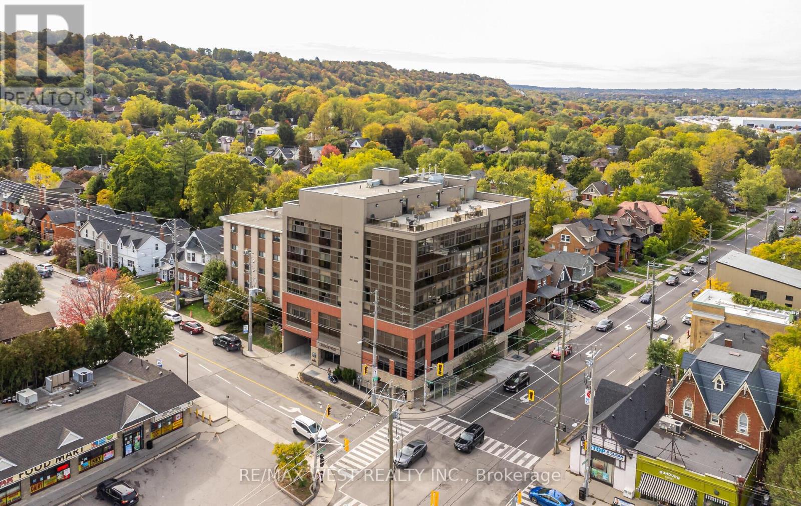 Ph04 - 427 Aberdeen Avenue, Hamilton, Ontario  L8P 2S4 - Photo 1 - X12555974