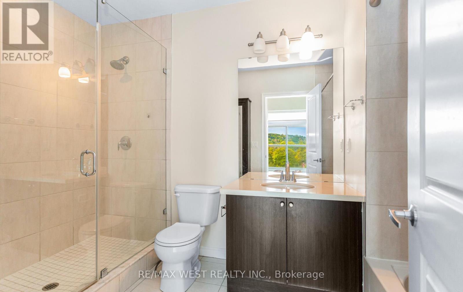 Ph04 - 427 Aberdeen Avenue, Hamilton, Ontario  L8P 2S4 - Photo 18 - X12555974