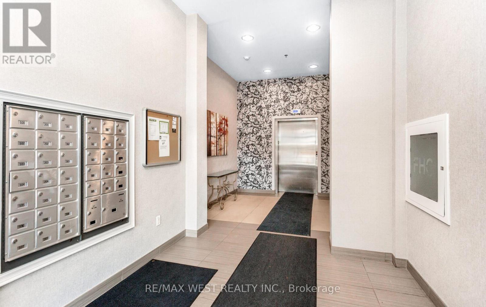 Ph04 - 427 Aberdeen Avenue, Hamilton, Ontario  L8P 2S4 - Photo 4 - X12555974