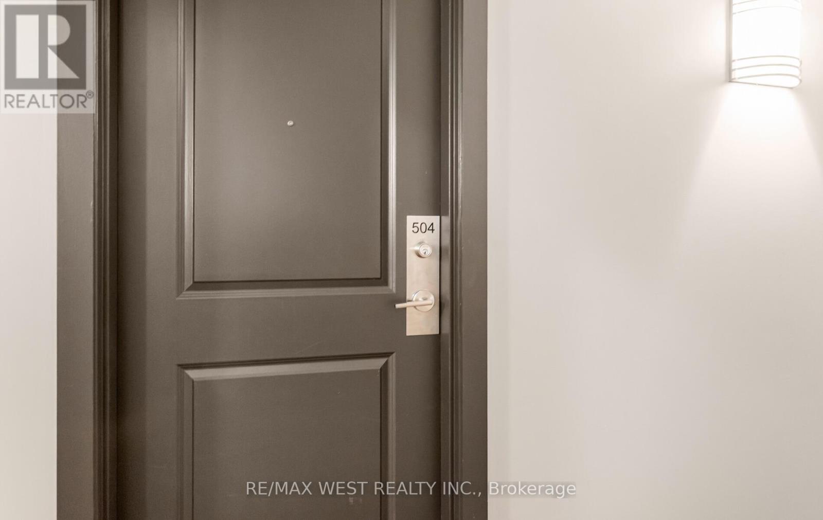 Ph04 - 427 Aberdeen Avenue, Hamilton, Ontario  L8P 2S4 - Photo 5 - X12555974