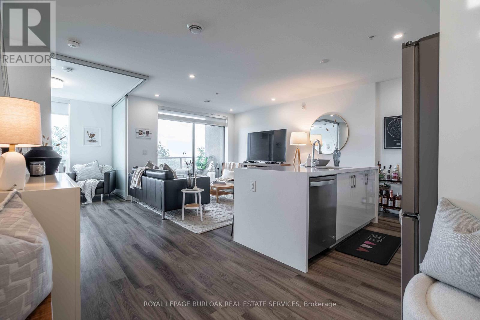 306 - 455 Charlton Avenue E, Hamilton, Ontario  L8N 0B2 - Photo 5 - X12555998