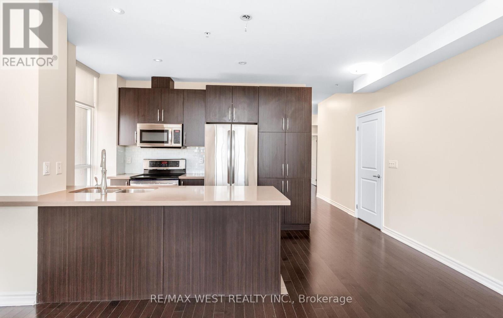 Ph04 - 427 Aberdeen Avenue, Hamilton, Ontario  L8P 2S4 - Photo 10 - X12556008