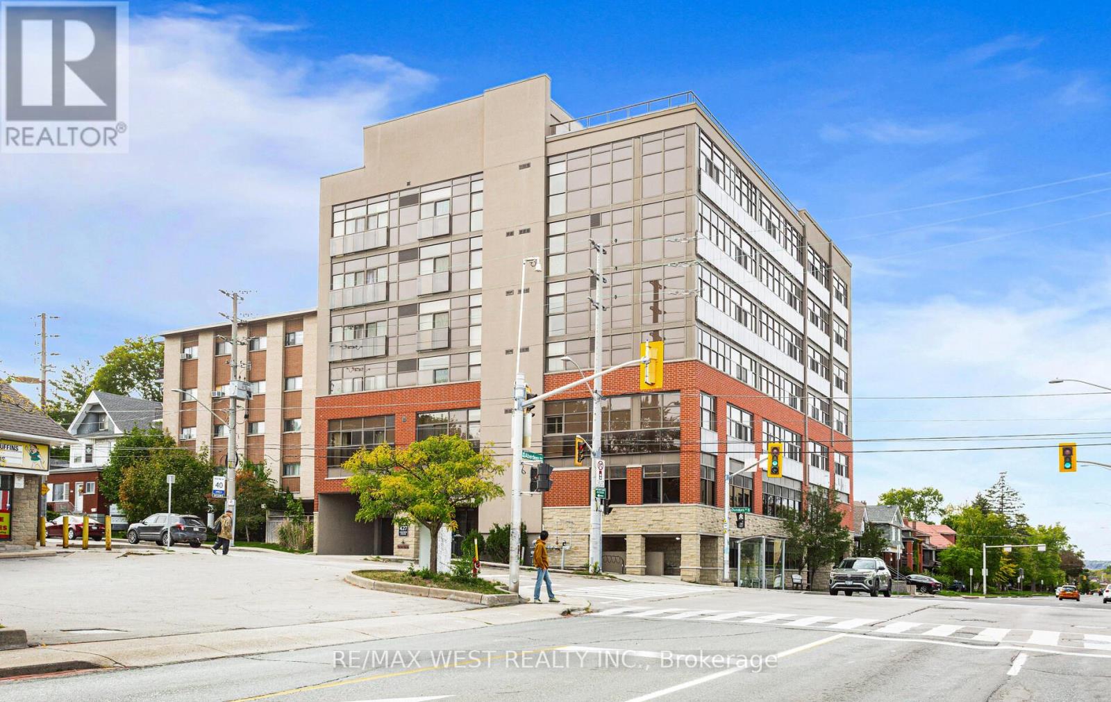 Ph04 - 427 Aberdeen Avenue, Hamilton, Ontario  L8P 2S4 - Photo 2 - X12556008