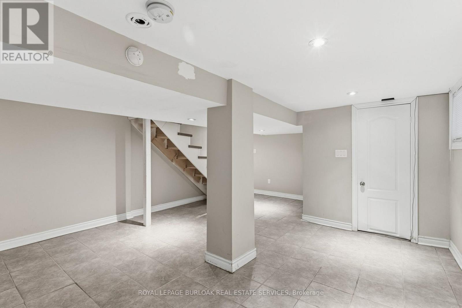 71 Glendale Avenue N, Hamilton, Ontario  L8L 7J6 - Photo 22 - X12556010