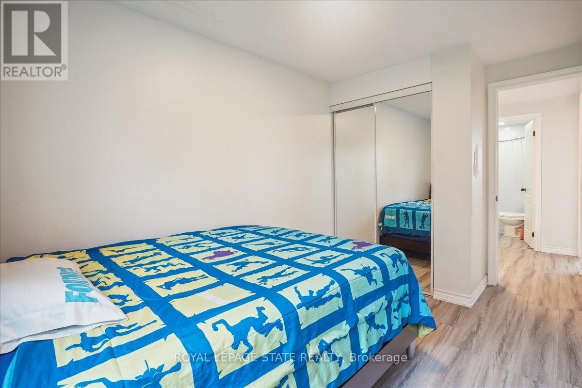 12 - 36 Greendale Drive, Hamilton, Ontario  L9C 5Z4 - Photo 13 - X12556028