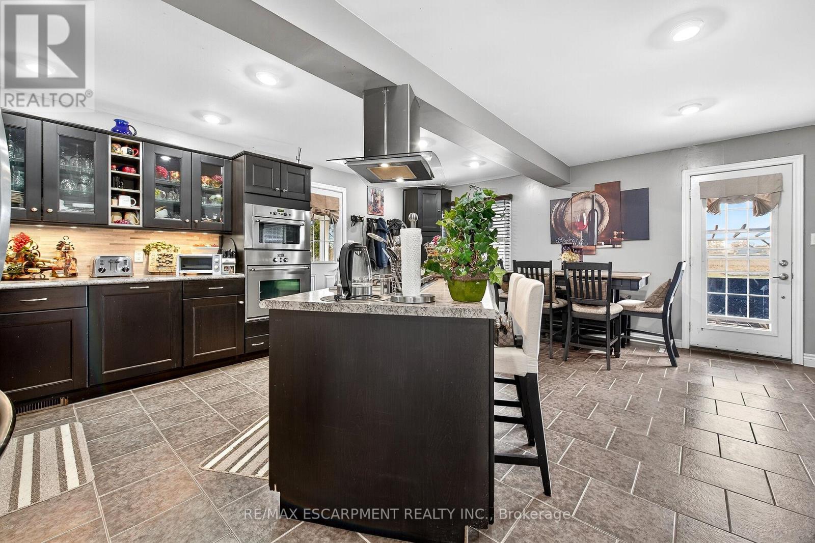 1597 Trinity Church Road, Hamilton, Ontario  L0R 1P0 - Photo 10 - X12556042