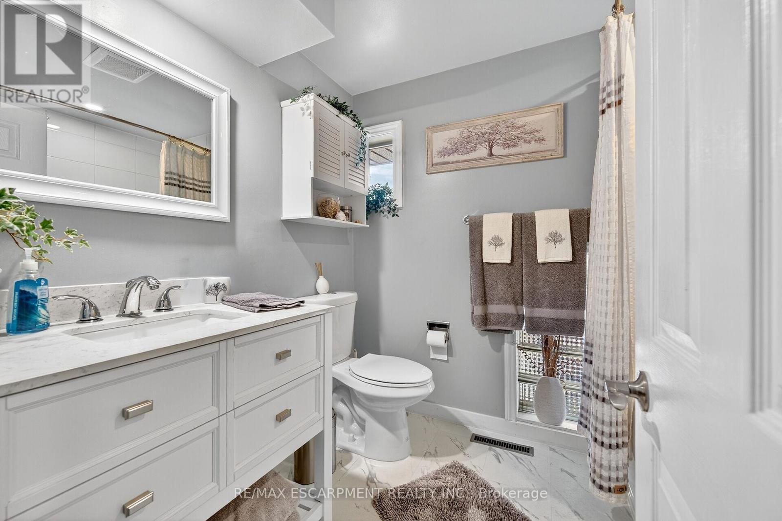 1597 Trinity Church Road, Hamilton, Ontario  L0R 1P0 - Photo 25 - X12556042