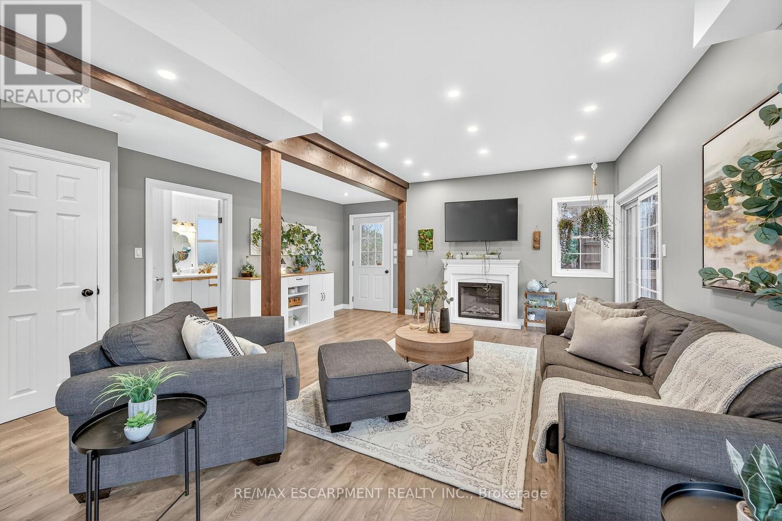 389 Junction Road, Haldimand, Ontario  N0A 1C0 - Photo 10 - X12556084