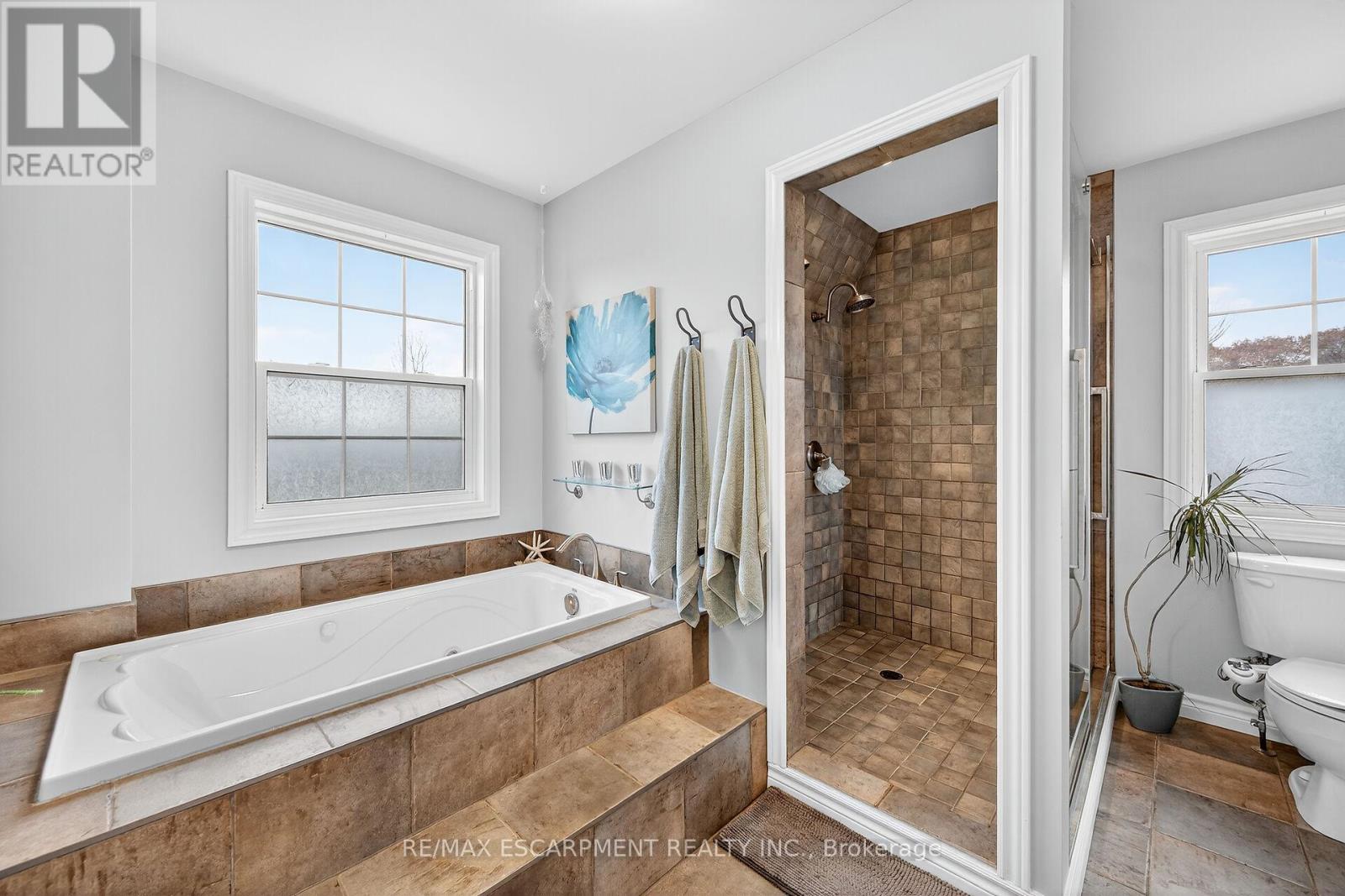 389 Junction Road, Haldimand, Ontario  N0A 1C0 - Photo 22 - X12556084