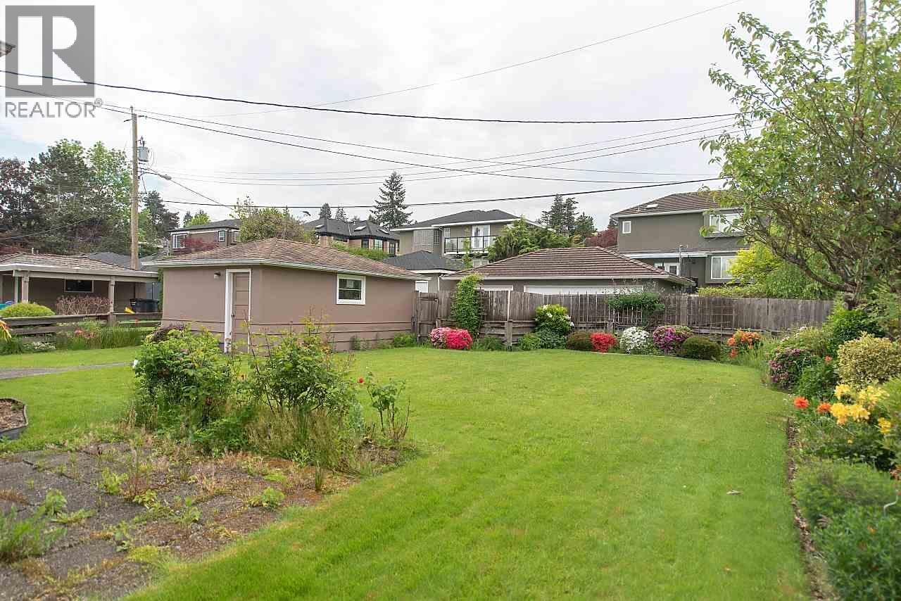 4443 Brakenridge Street, Vancouver, British Columbia  V6L 2H1 - Photo 3 - R3068402