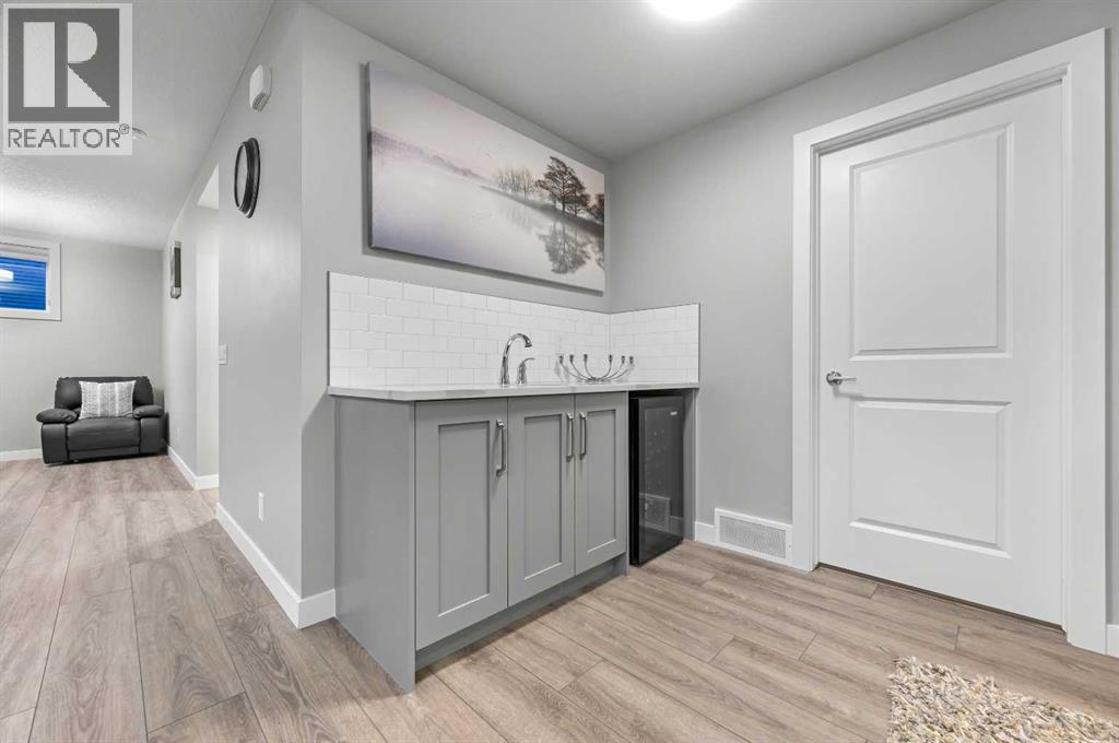 224 Cranbrook Drive Se, Calgary, Alberta  T3M 3C8 - Photo 40 - A2269705