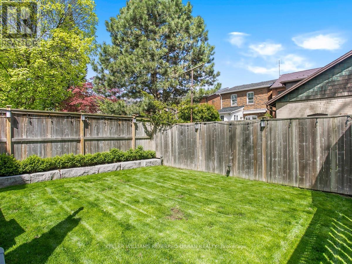 38 Cranbrooke Avenue, Toronto, Ontario  M5M 1M4 - Photo 32 - C12502088