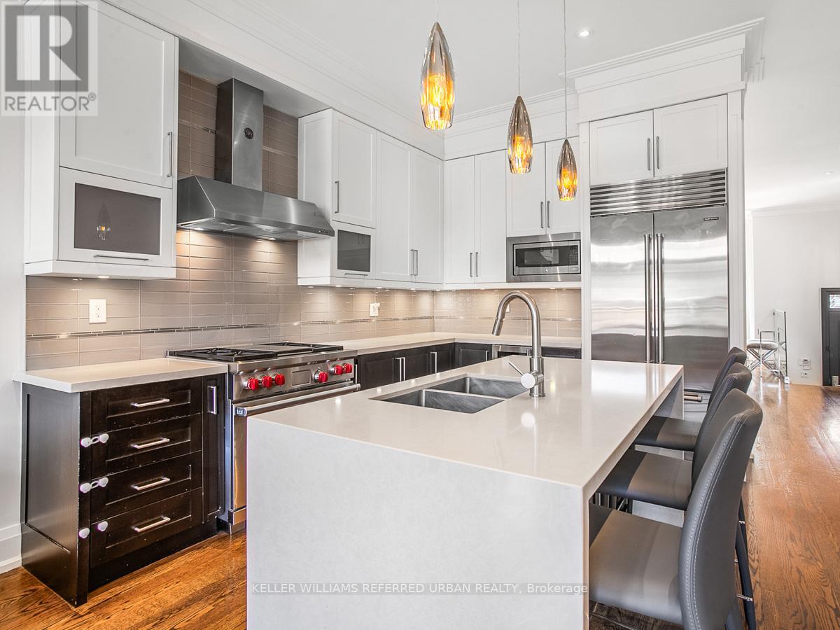 38 Cranbrooke Avenue, Toronto, Ontario  M5M 1M4 - Photo 9 - C12502088