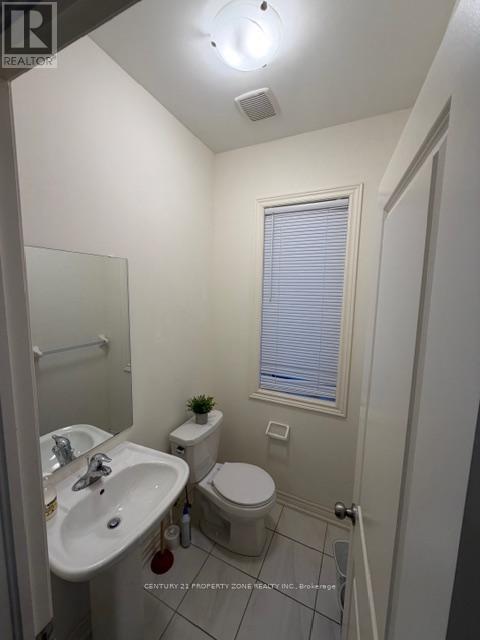 118 Emerald Coast Trail, Brampton, Ontario  L7A 5A7 - Photo 6 - W12554368