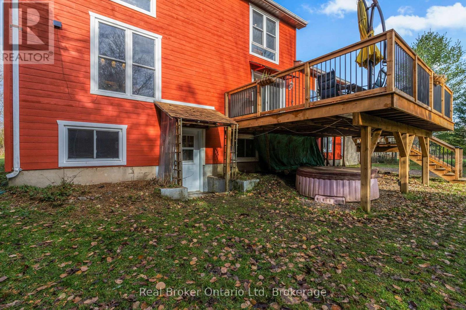 362120 Concession 16, Georgian Bluffs, Ontario N0H 1P0 - Photo 45 - X12554738