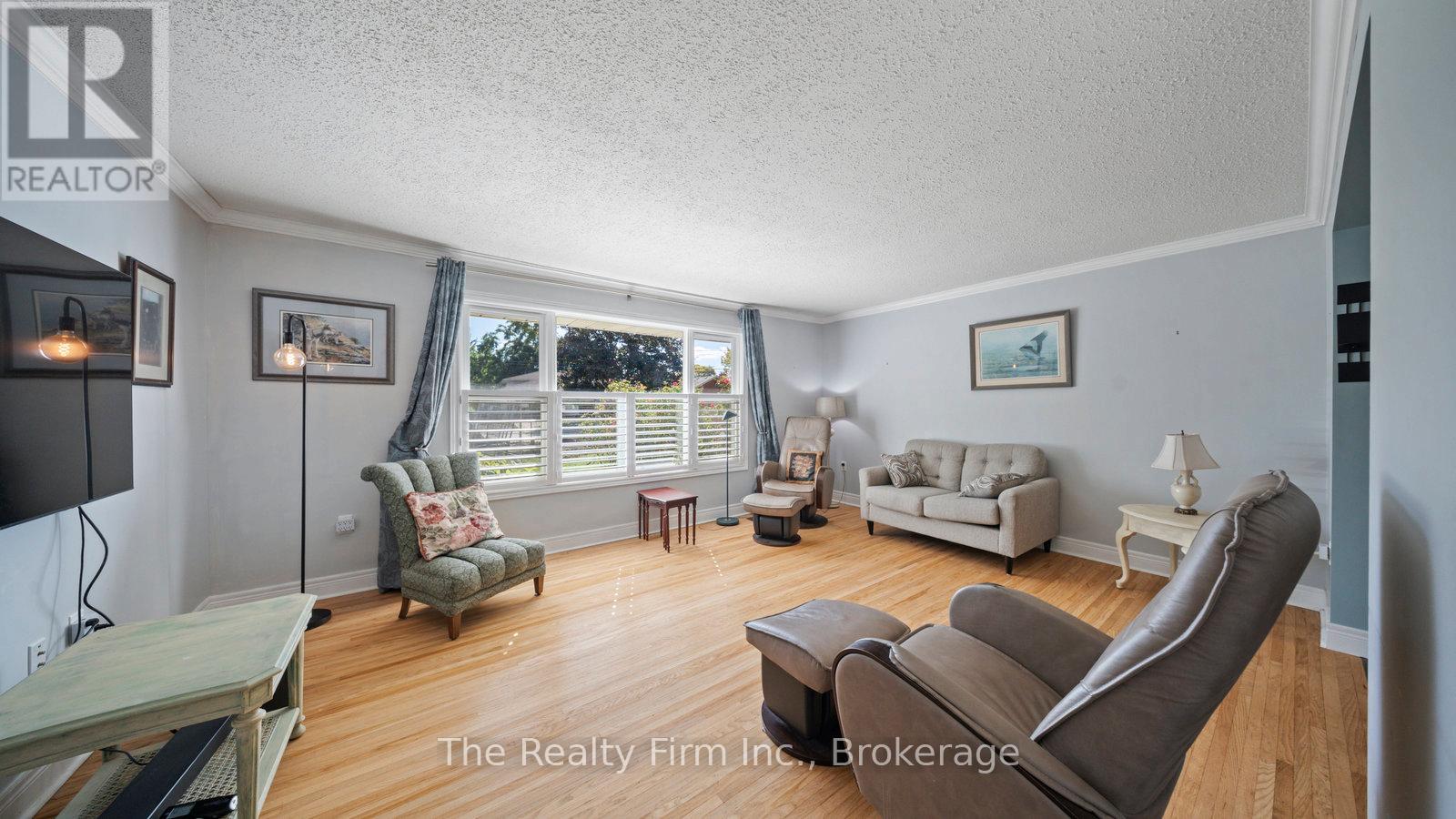 535 Devonshire Avenue, Woodstock, Ontario  N4S 5P9 - Photo 9 - X12556160