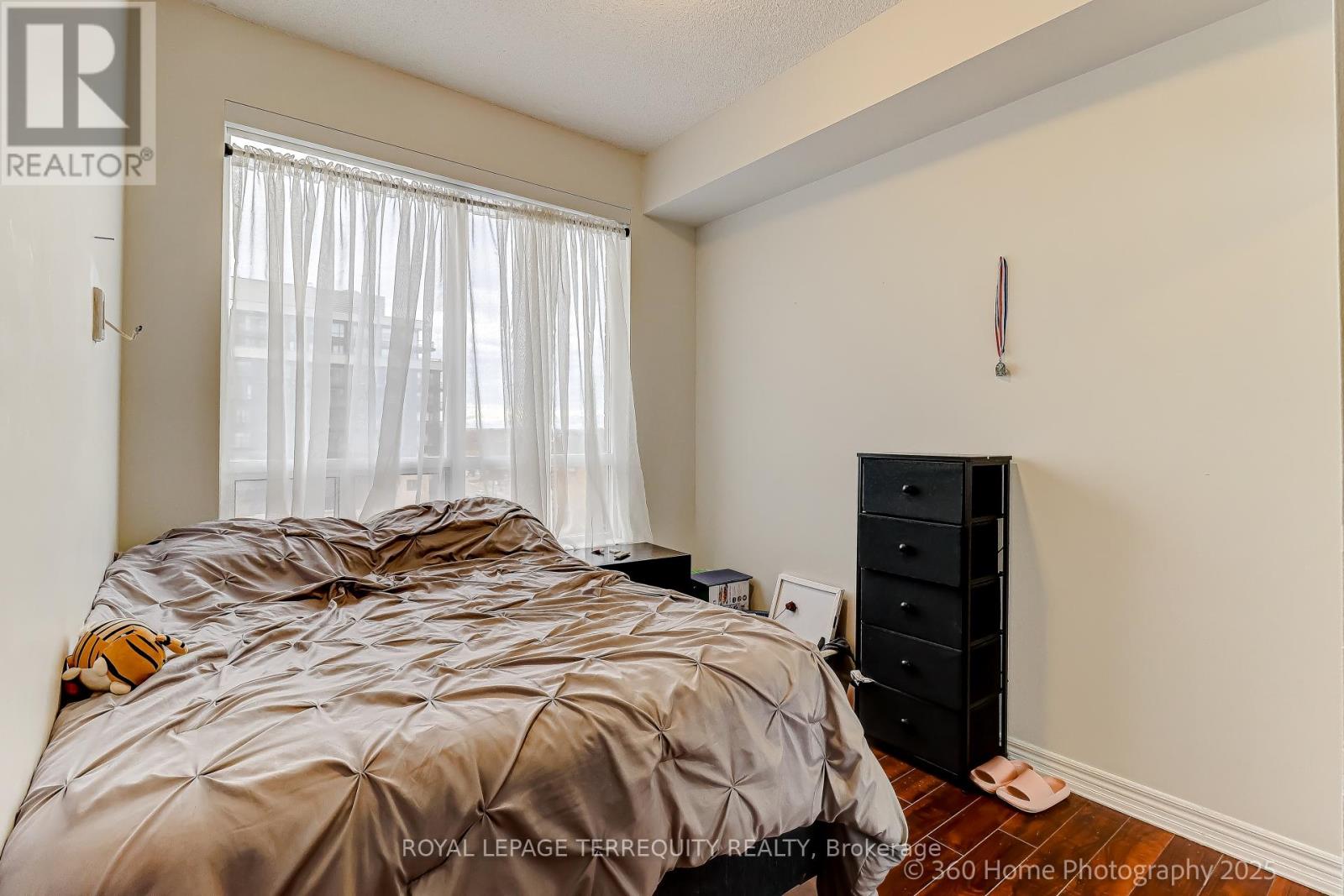 802-Unfrn - 2772 Keele Street, Toronto, Ontario  M3M 0A3 - Photo 19 - W12555822