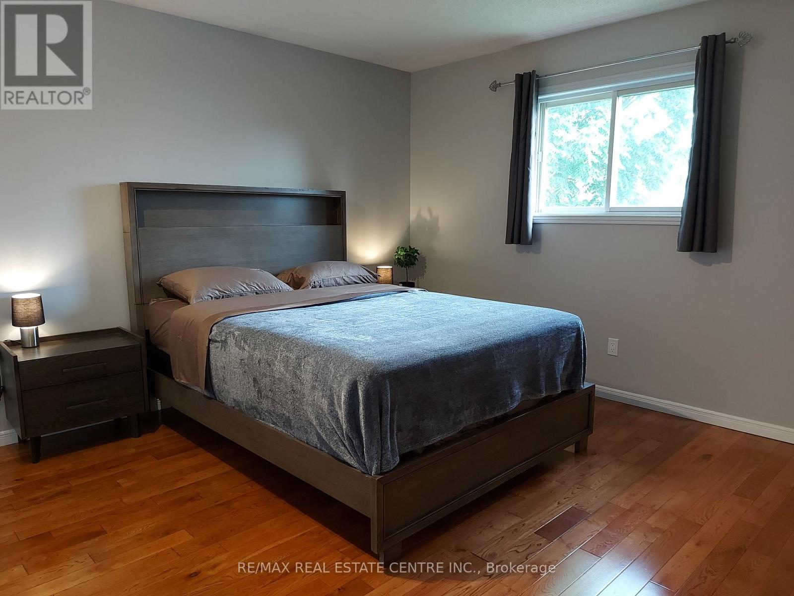 31 Josselyn Drive, London South, Ontario N6E 3V7 - Photo 17 - X12553054