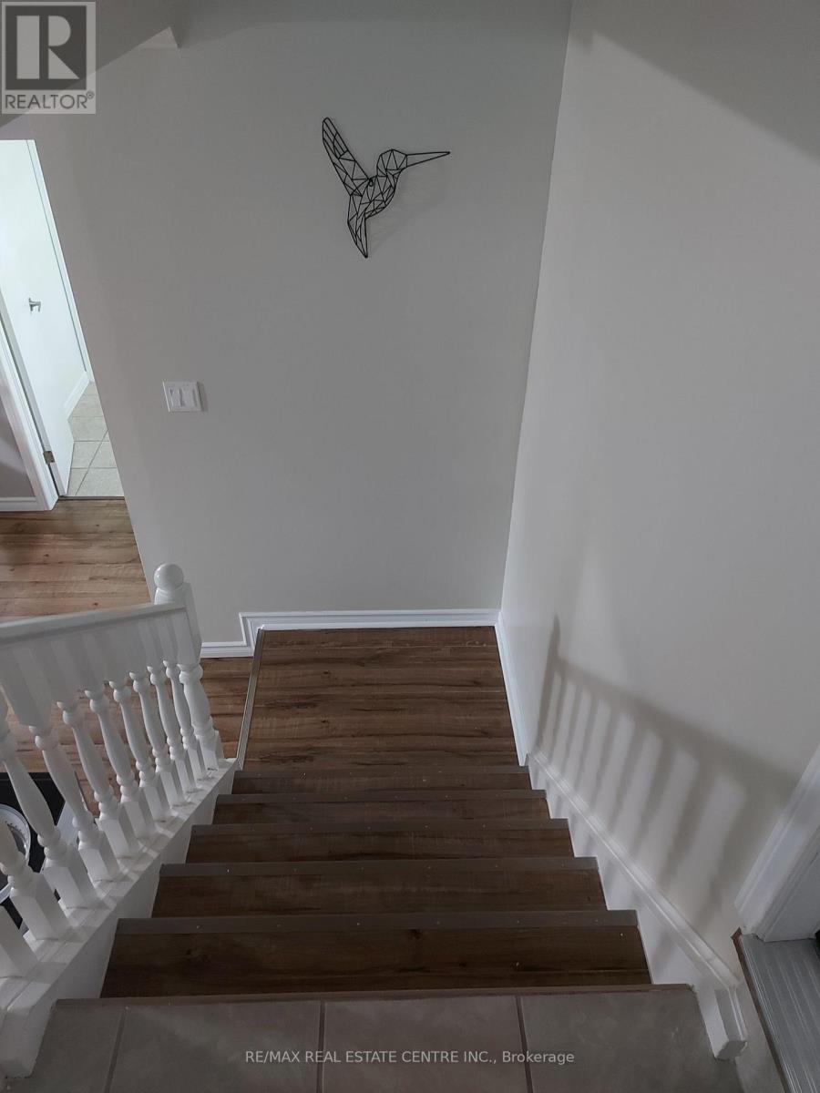 31 Josselyn Drive, London South, Ontario N6E 3V7 - Photo 21 - X12553054