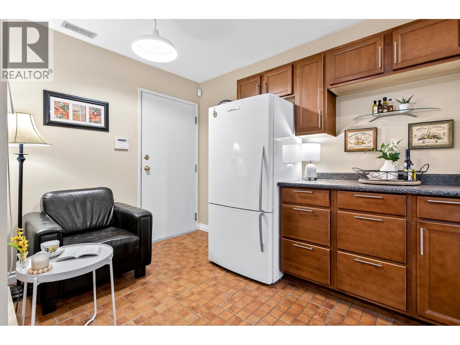 19 1200 Brunette Avenue, Coquitlam, British Columbia  V3K 1G3 - Photo 21 - R3068375