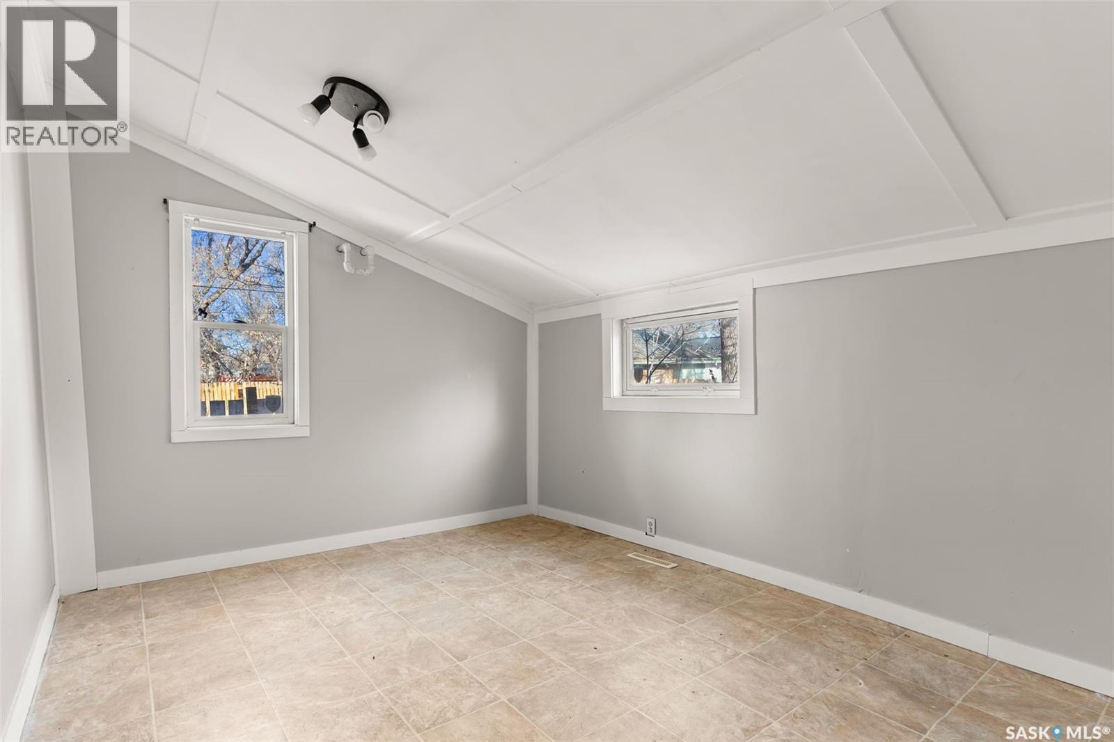 1247 King Street, Regina, Saskatchewan  S4T 4G1 - Photo 10 - SK024273