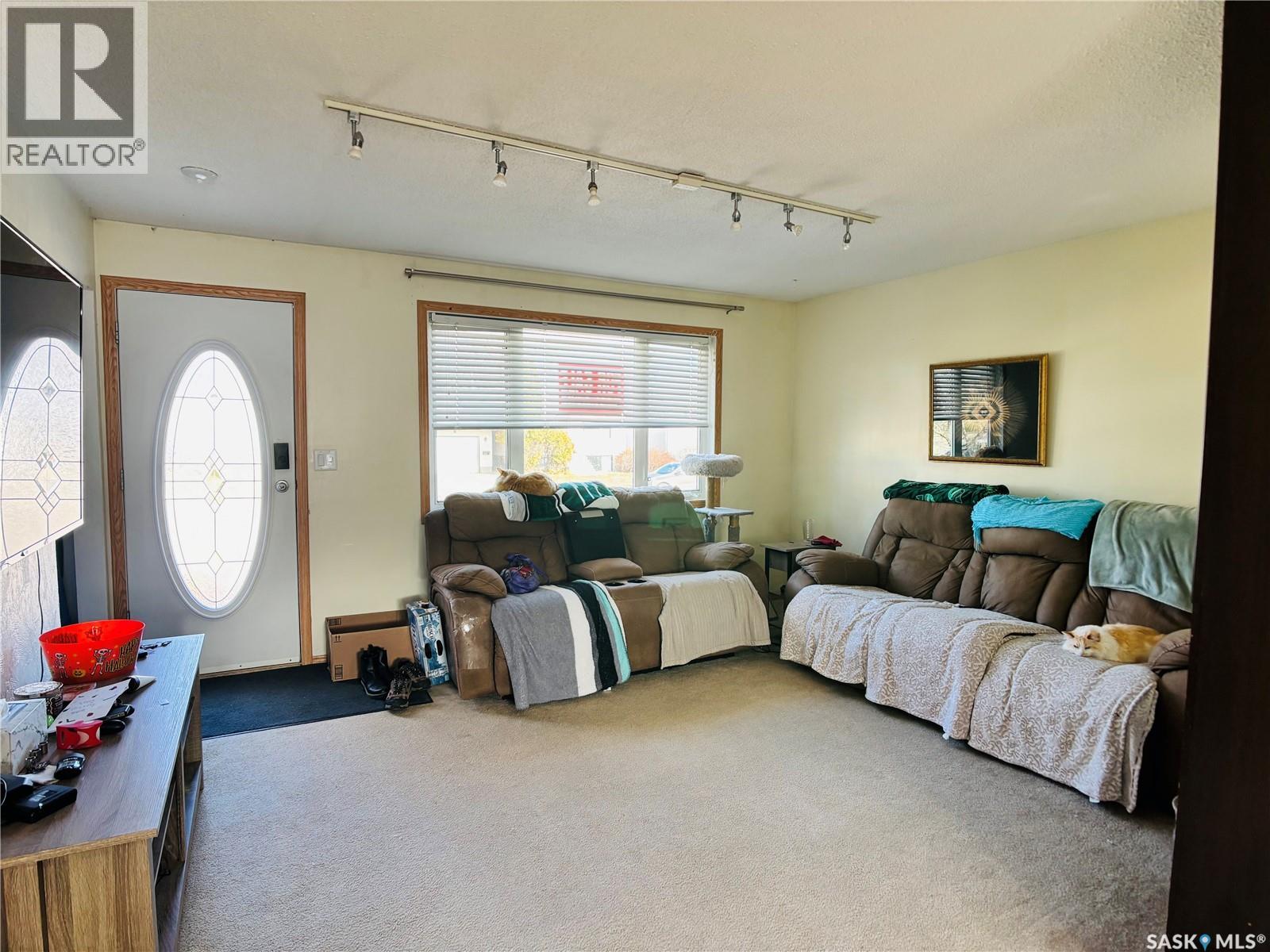 530 First Street, Estevan, Saskatchewan  S4A 0E8 - Photo 2 - SK024126