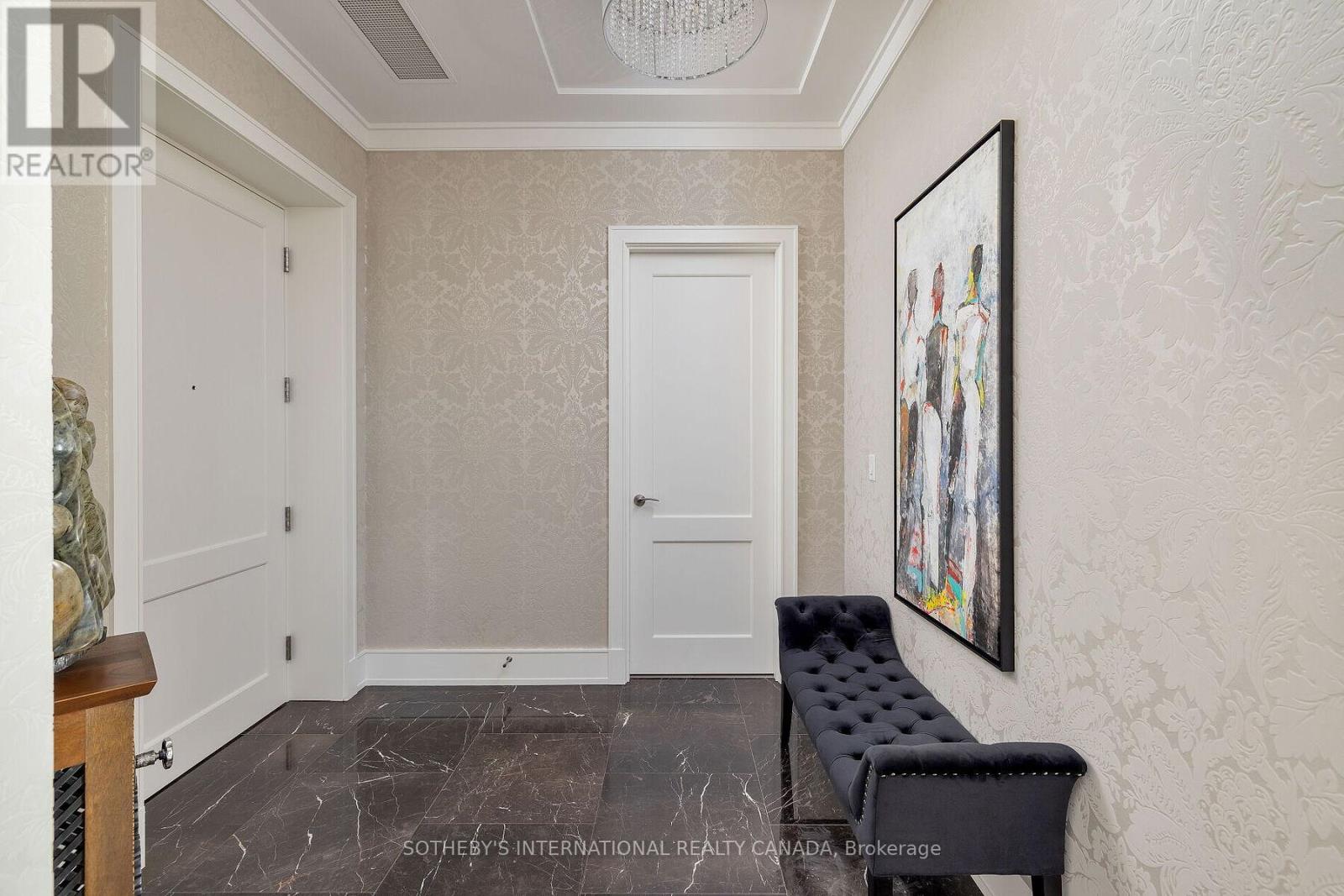 2506 - 183 Wellington Street W, Toronto, Ontario M5V 0A1 - Photo 14 - C12556032