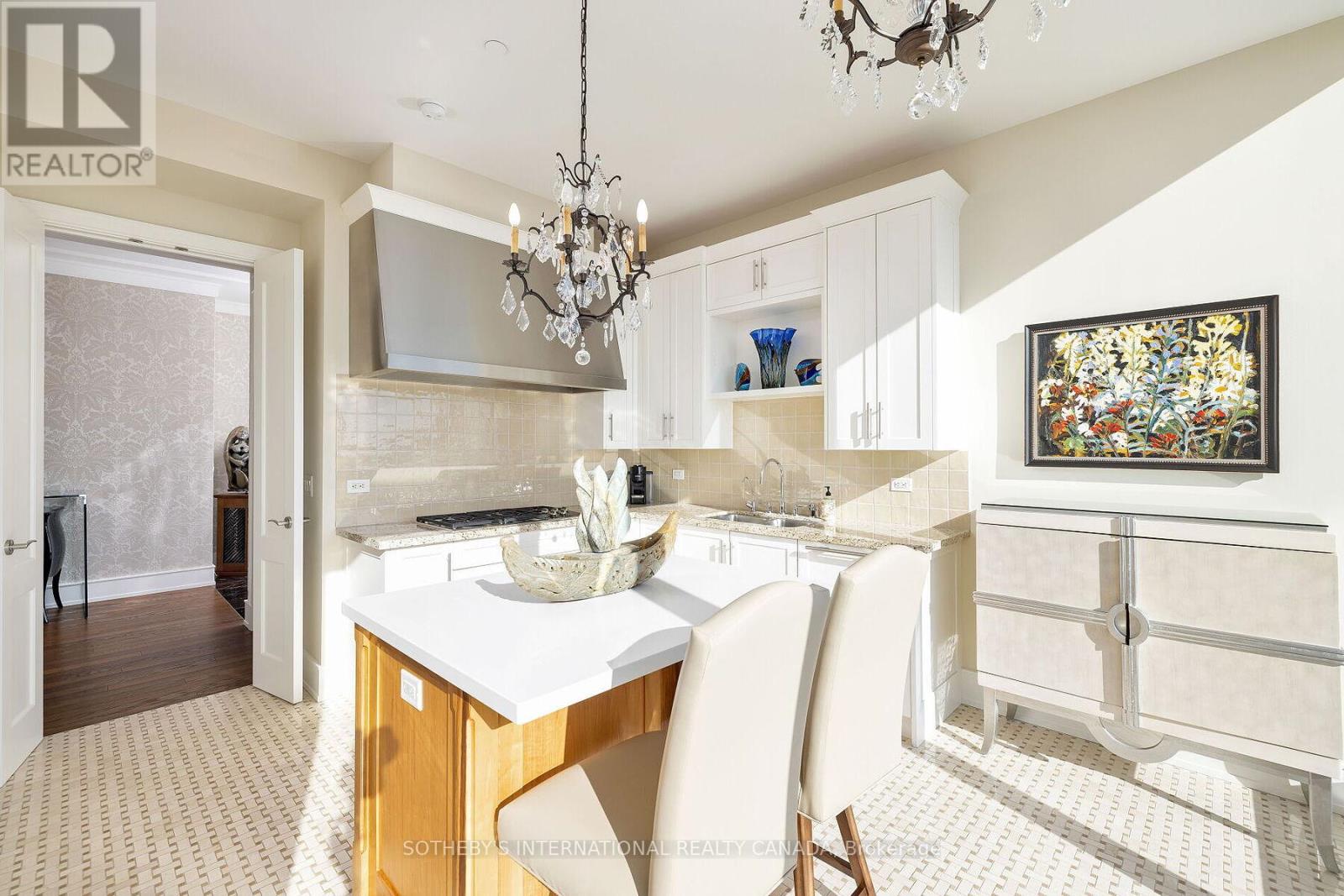 2506 - 183 Wellington Street W, Toronto, Ontario M5V 0A1 - Photo 17 - C12556032