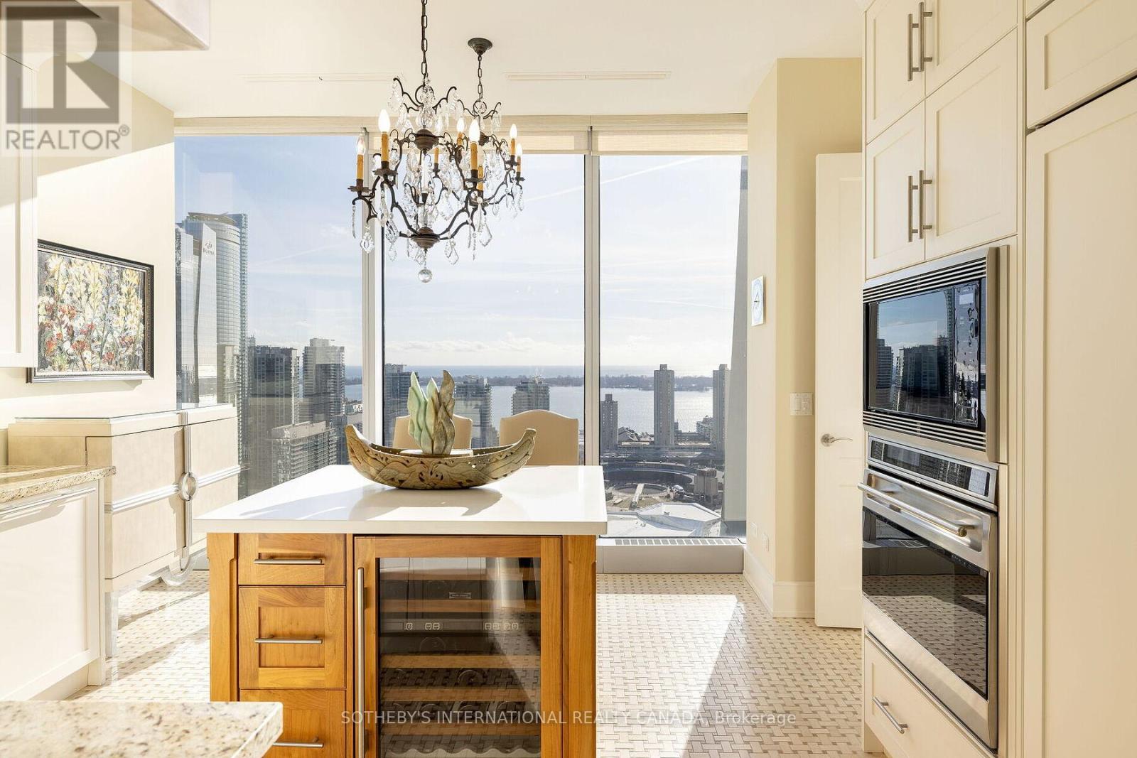 2506 - 183 Wellington Street W, Toronto, Ontario M5V 0A1 - Photo 20 - C12556032