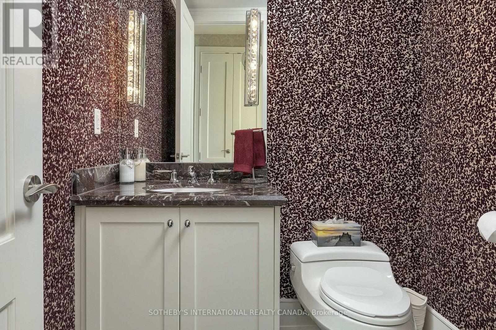 2506 - 183 Wellington Street W, Toronto, Ontario M5V 0A1 - Photo 21 - C12556032