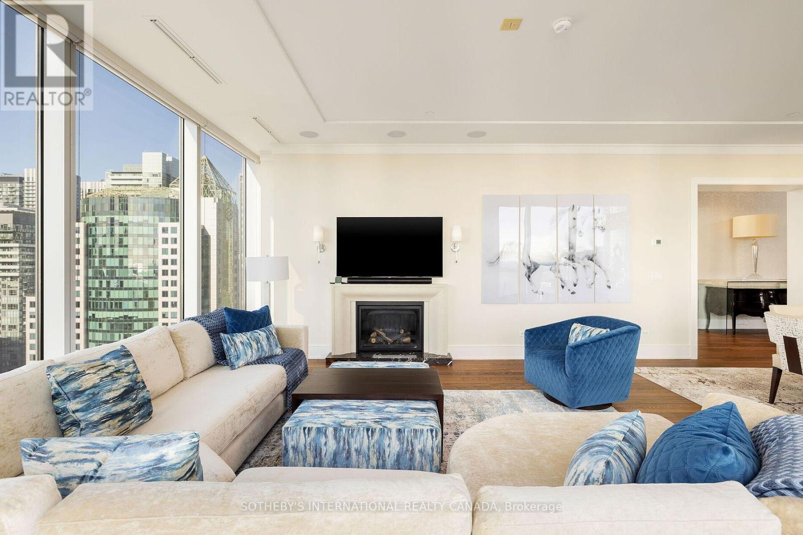 2506 - 183 Wellington Street W, Toronto, Ontario M5V 0A1 - Photo 3 - C12556032