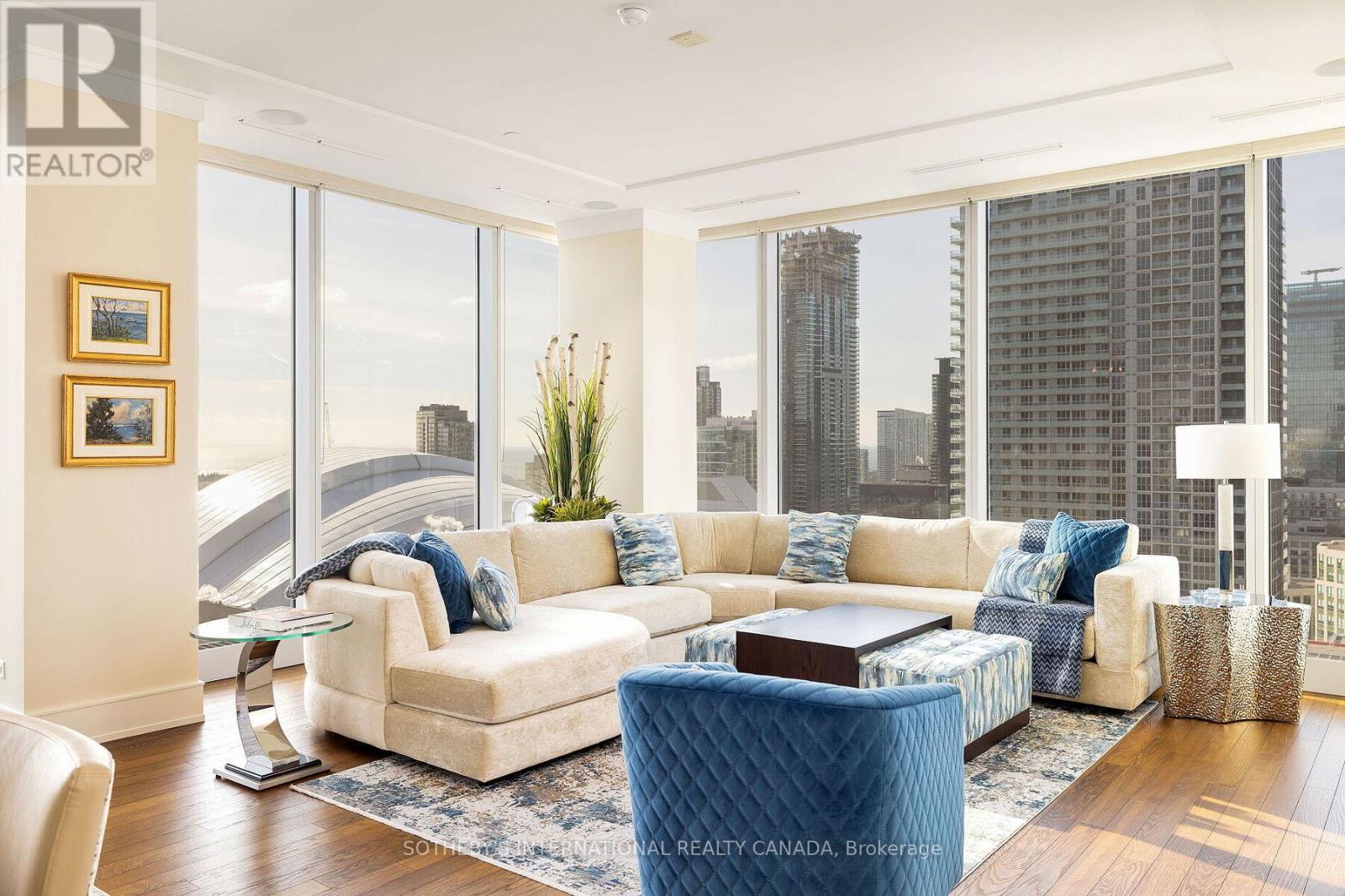 2506 - 183 Wellington Street W, Toronto, Ontario M5V 0A1 - Photo 4 - C12556032