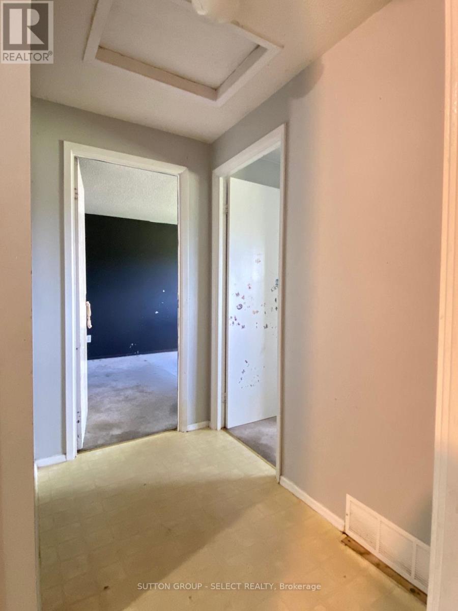 46 - 700 Paisley Road, Guelph, Ontario N1K 1A3 - Photo 15 - X12389280