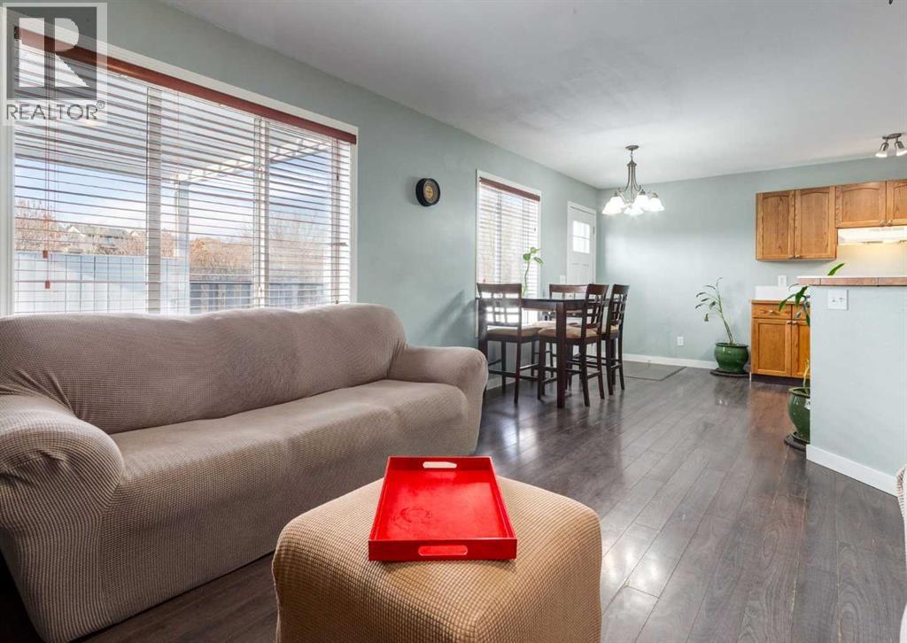 37 Cimarron Meadows Bay, Okotoks, Alberta  T1S 2E4 - Photo 15 - A2271076