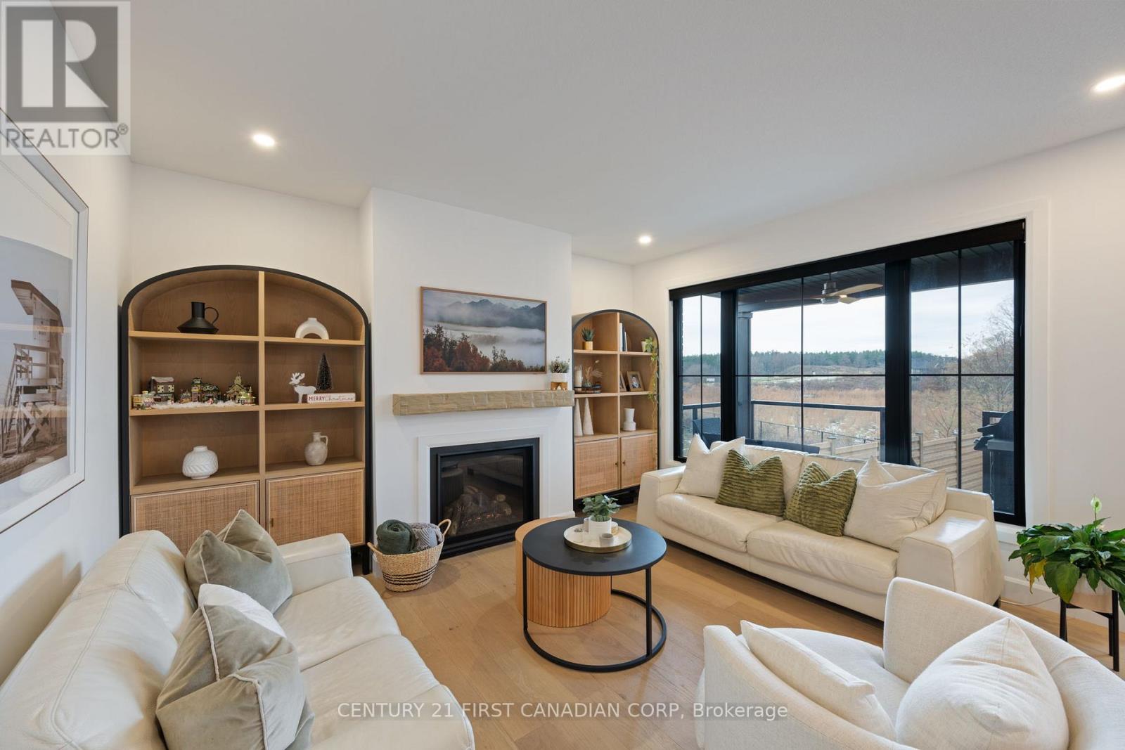 2190 Linkway Boulevard, London South, Ontario  N6K 0K8 - Photo 12 - X12550484