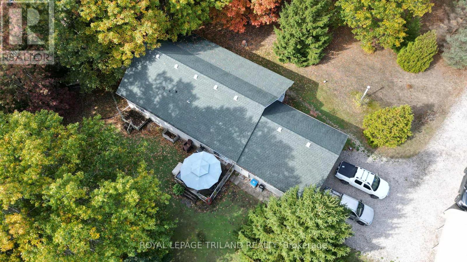 9909 Northville Crescent, Lambton Shores, Ontario  N0M 2N0 - Photo 39 - X12556264