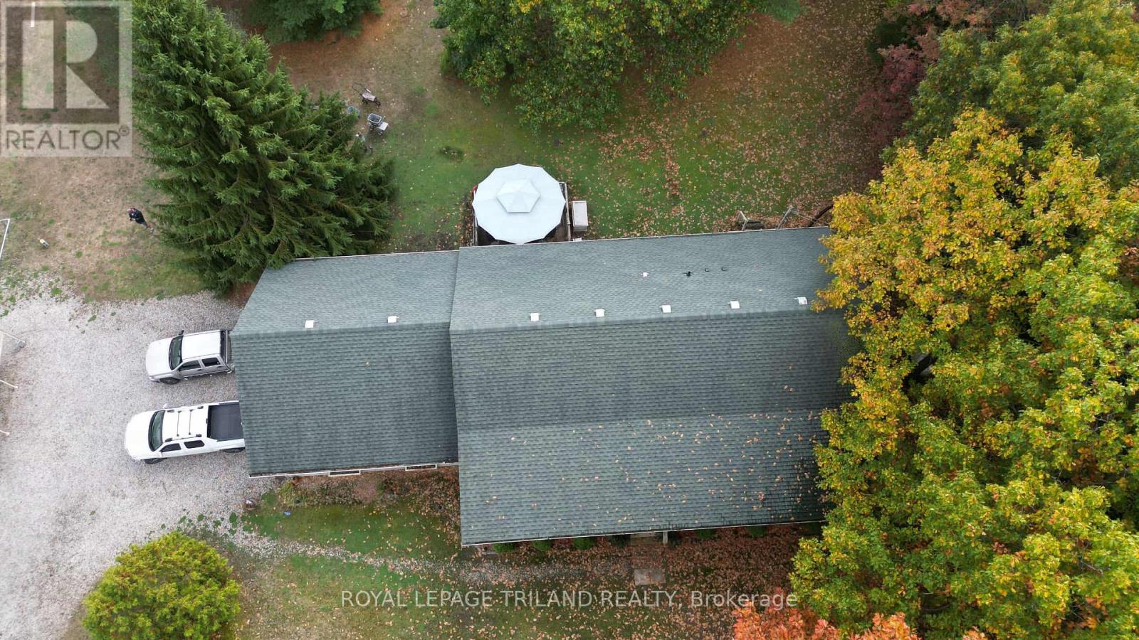 9909 Northville Crescent, Lambton Shores, Ontario  N0M 2N0 - Photo 33 - X12556264