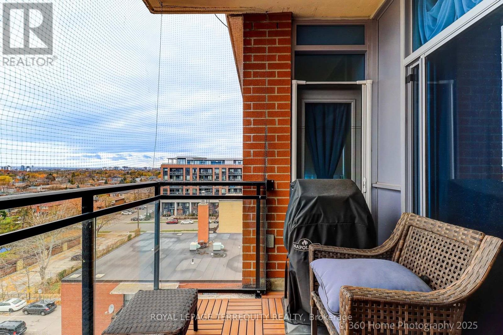 802-Furn - 2772 Keele Street, Toronto, Ontario  M3M 0A3 - Photo 22 - W12555812