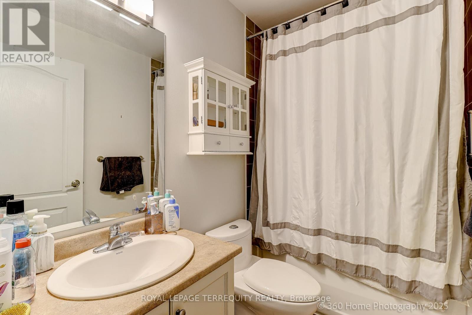 802-Furn - 2772 Keele Street, Toronto, Ontario  M3M 0A3 - Photo 20 - W12555812