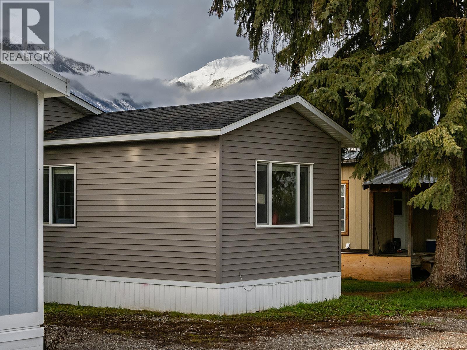 1117 10th Avenue N Unit# 9, Golden, British Columbia  V0A 1H3 - Photo 22 - 10369541