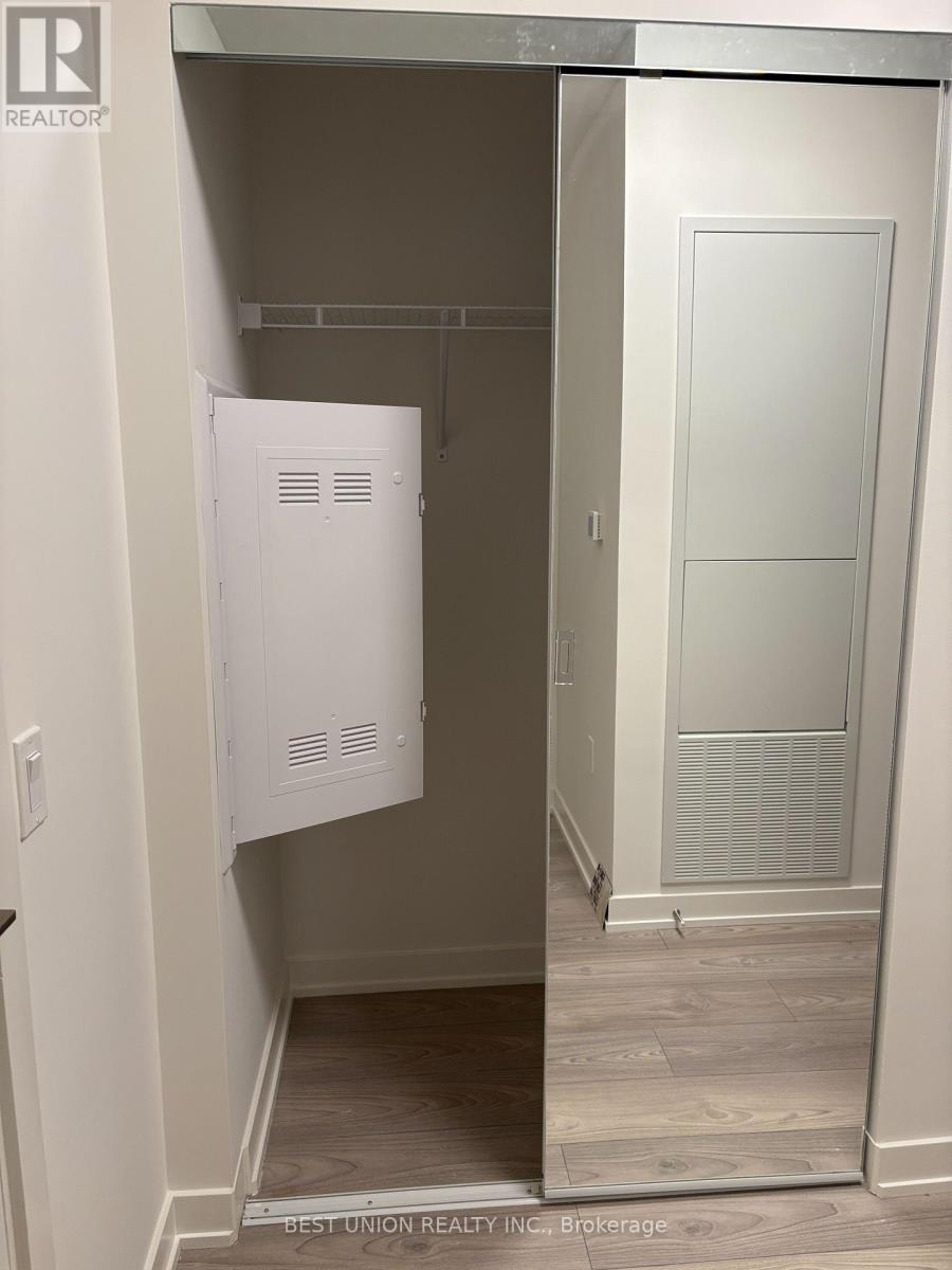 1410n - 110 Broadway Avenue, Toronto, Ontario  M4P 1V7 - Photo 3 - C12556196