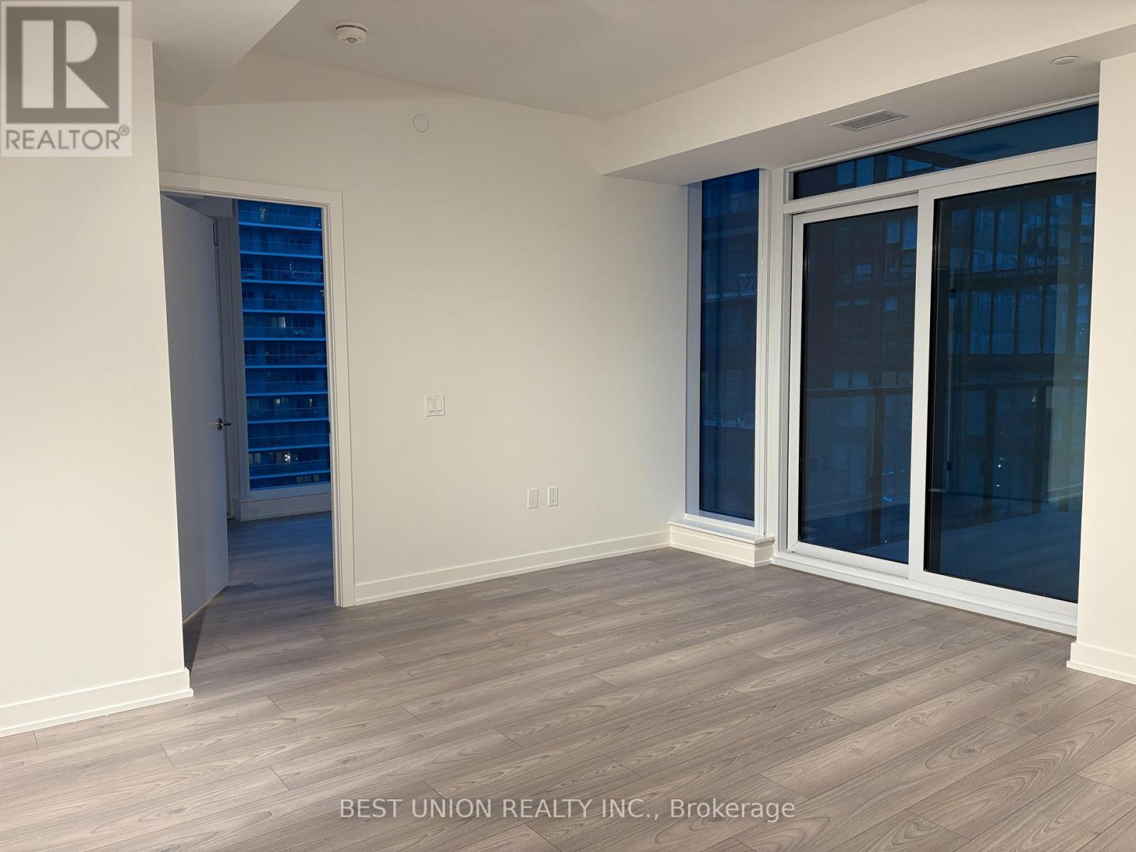 1410n - 110 Broadway Avenue, Toronto, Ontario  M4P 1V7 - Photo 6 - C12556196