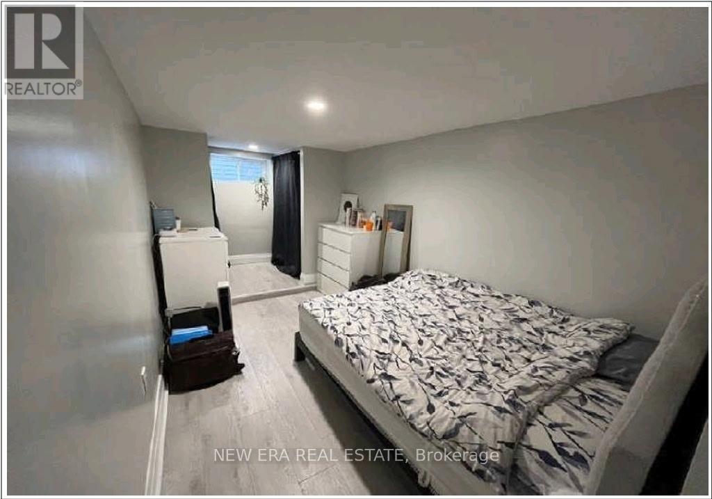 48 Carr Street, Toronto, Ontario M5T 1B7 - Photo 7 - C12556222