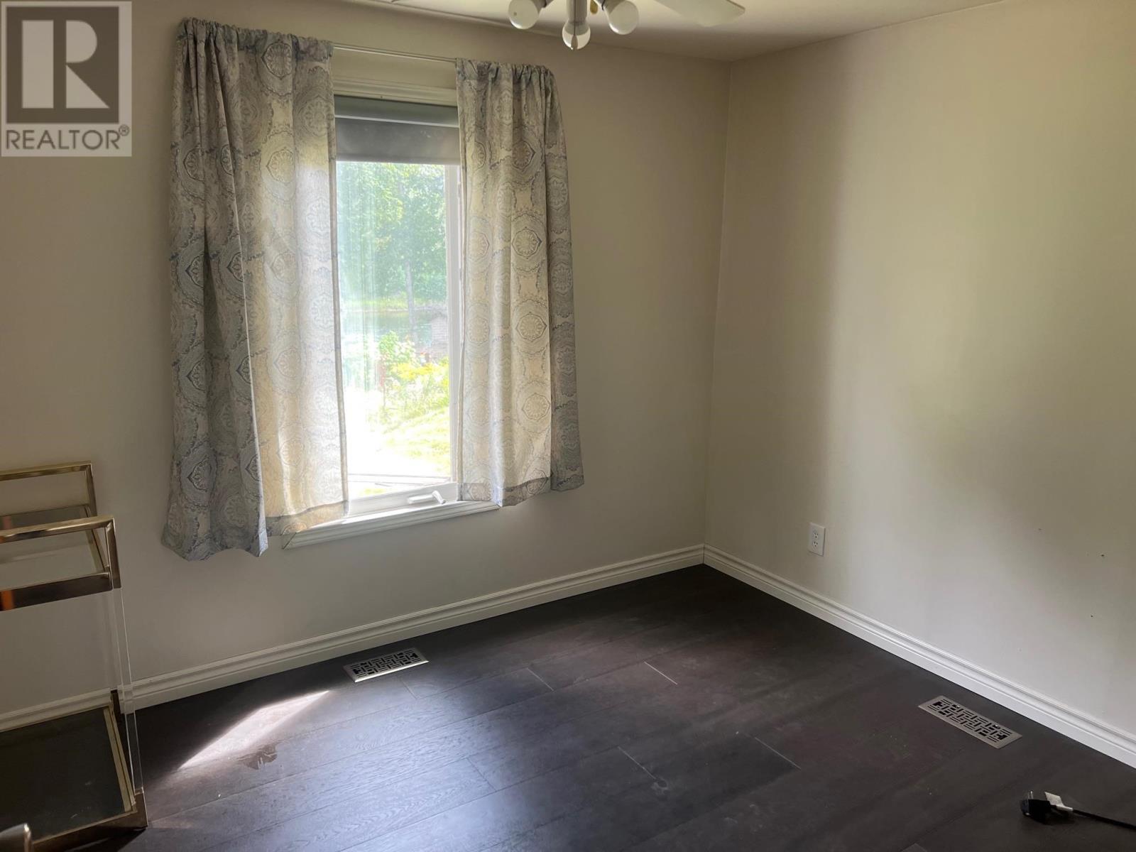 21 Eley Rd, Iron Bridge, Ontario  P0R 1H0 - Photo 12 - SM252360