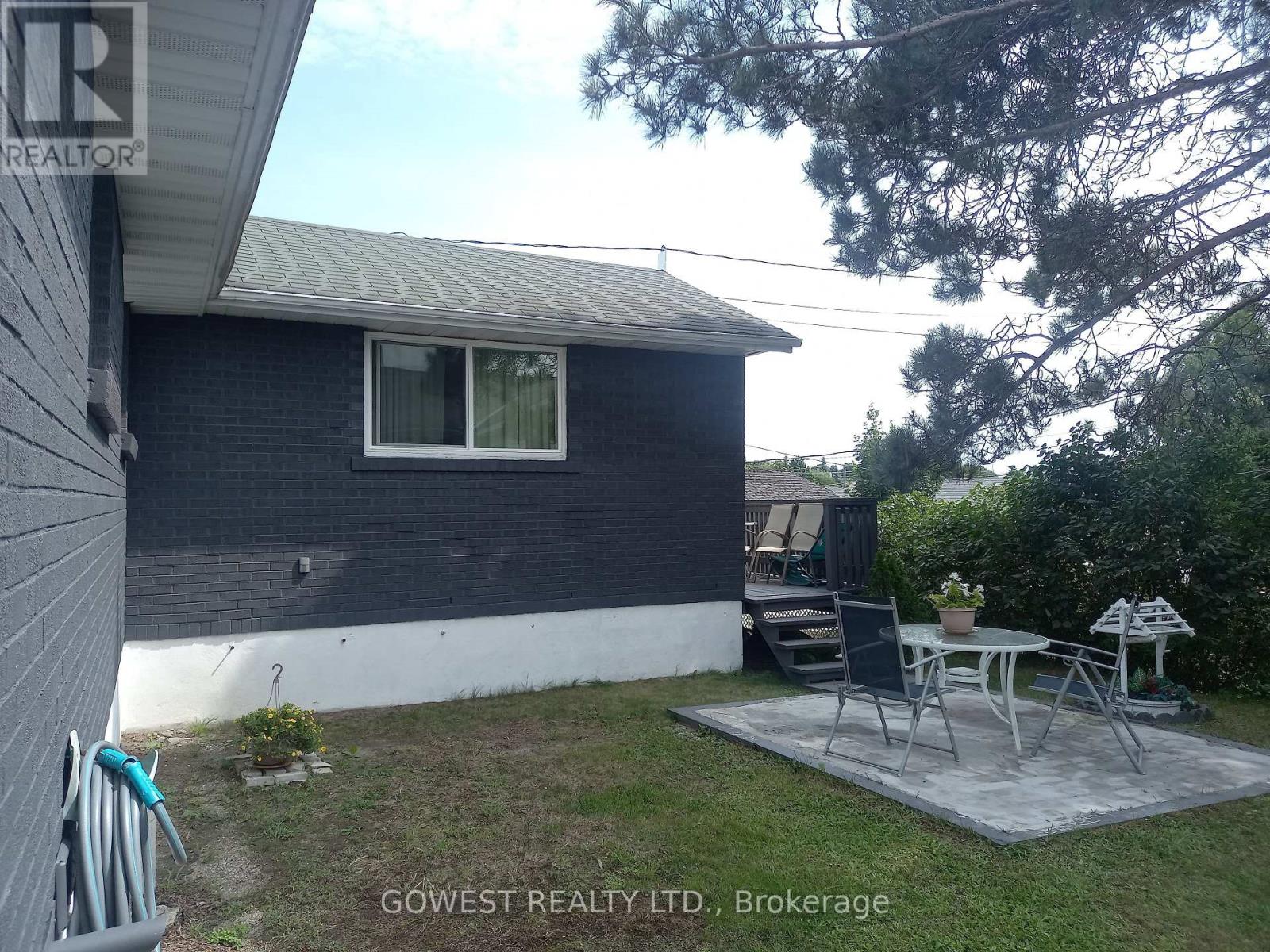 3 Hart Road, Elliot Lake, Ontario  P5A 1P7 - Photo 11 - X12368708