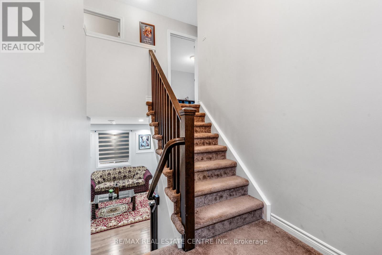 121 Steeplechase Way, Waterloo, Ontario N2K 0E7 - Photo 19 - X12551884