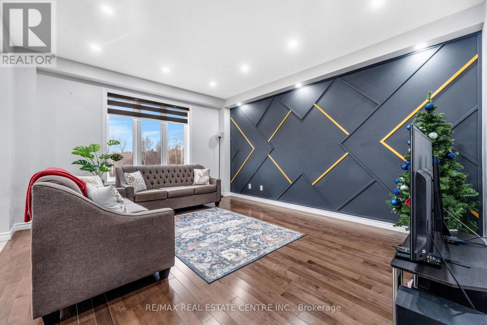 121 Steeplechase Way, Waterloo, Ontario N2K 0E7 - Photo 18 - X12551884