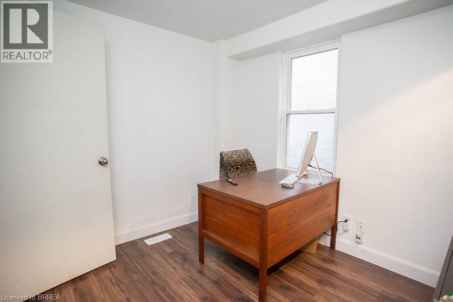 82 Albion Street, Brantford, Ontario  N3T 3M4 - Photo 14 - 40786949