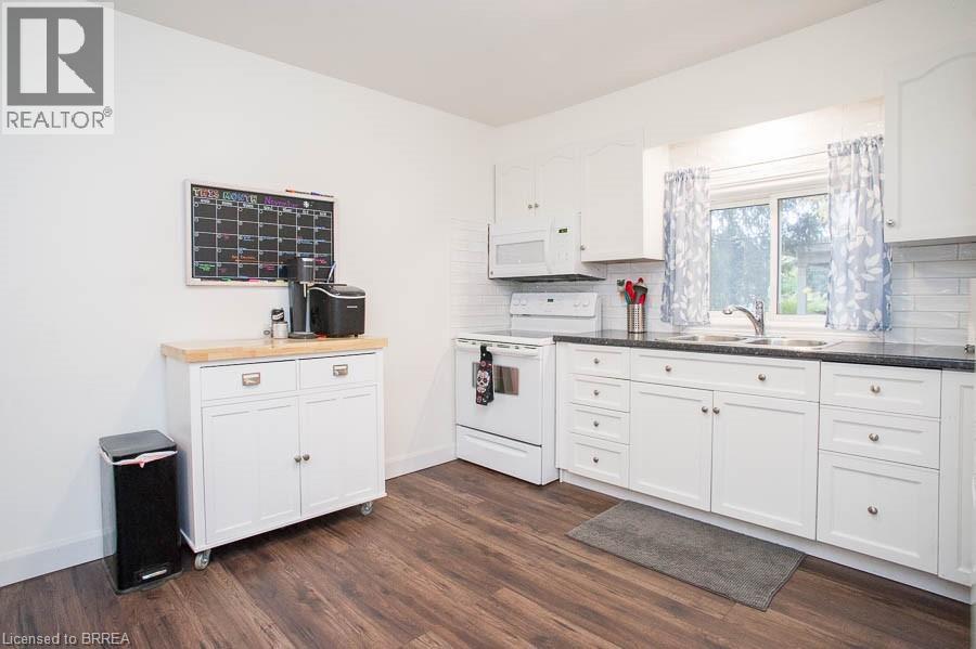 82 Albion Street, Brantford, Ontario  N3T 3M4 - Photo 11 - 40786949