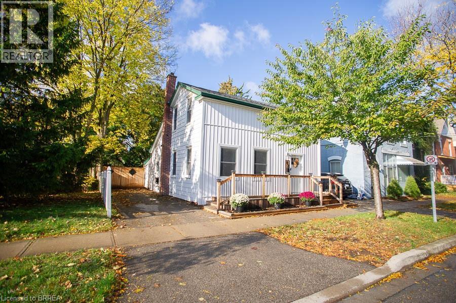 82 Albion Street, Brantford, Ontario  N3T 3M4 - Photo 3 - 40786949